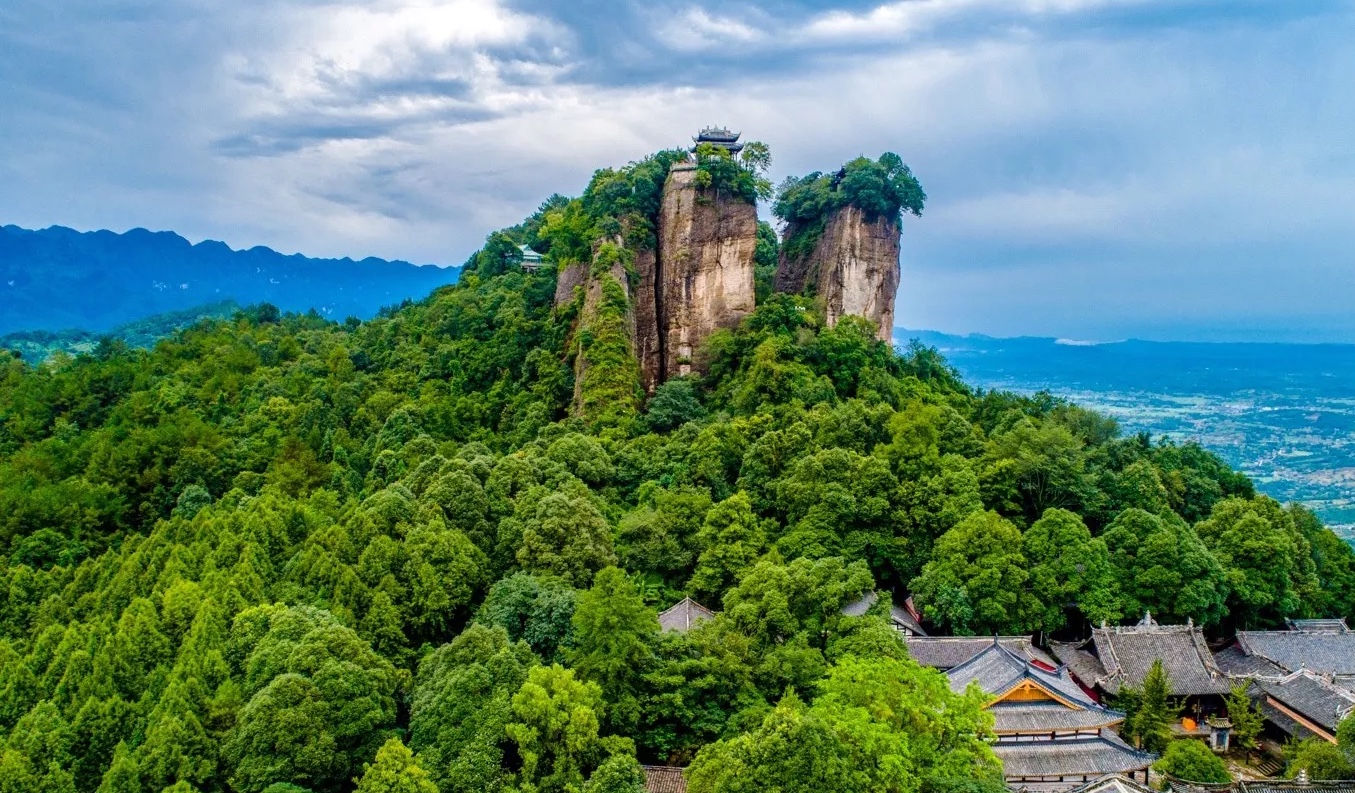 畢業(yè)旅行，親子避暑，盛夏狂歡，在這里告別炎熱，享受21.7℃的夏天！
